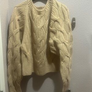 100% Italian cashmere Club Monaco sweater size large